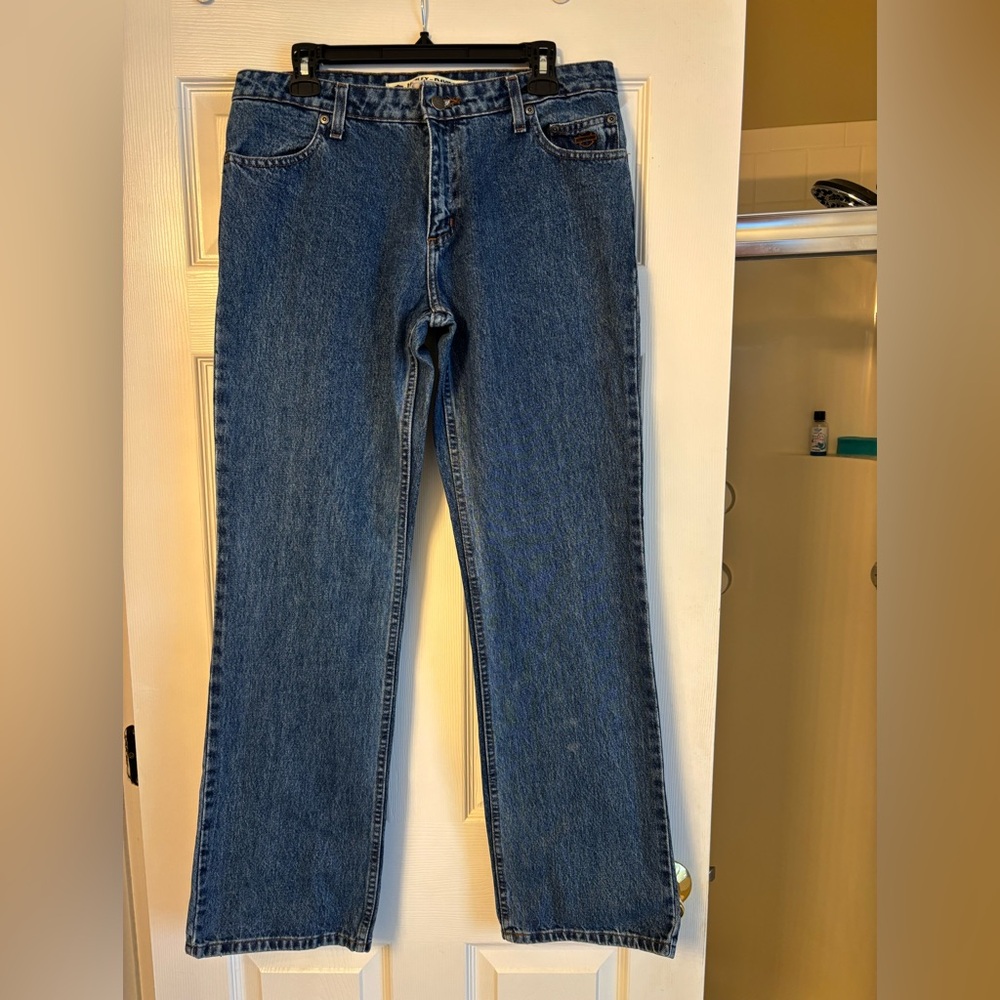 Brand new Women’s Harley-Davidson Blue Relaxed Jeans Classic Style. Size 10.